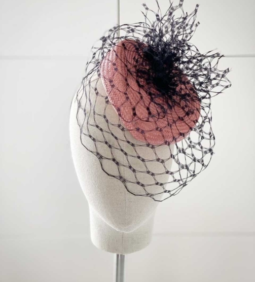 tocados-birds-invitadas-tocados-pequenos-casquete-rose-TB0204-24003